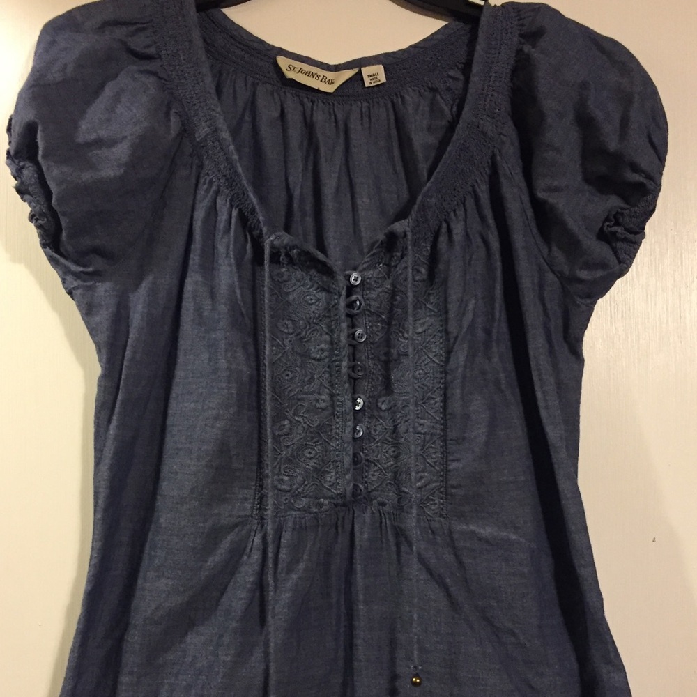 St. John’s bay cute chambray embroidery top